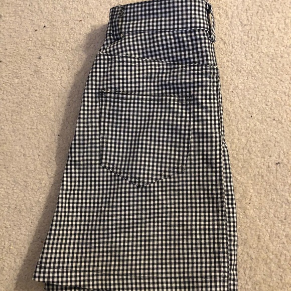 Brandy Melville Checkered Skirt - Picture 3 of 3